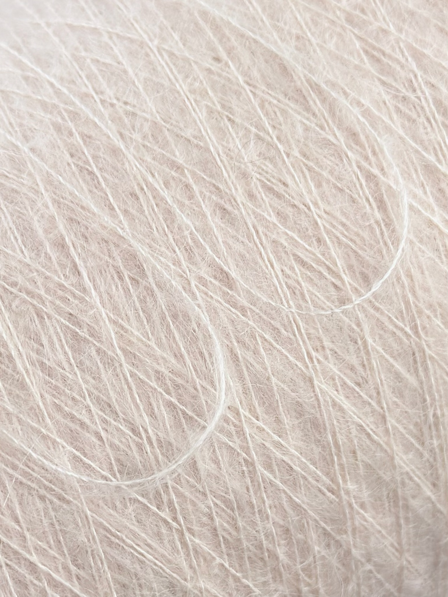 Royal Kid Silk Nm 9000 – Garn aus Super Kid Mohair und Seide col. Helles Puderrosa | Zimpfer Wolle Selezione